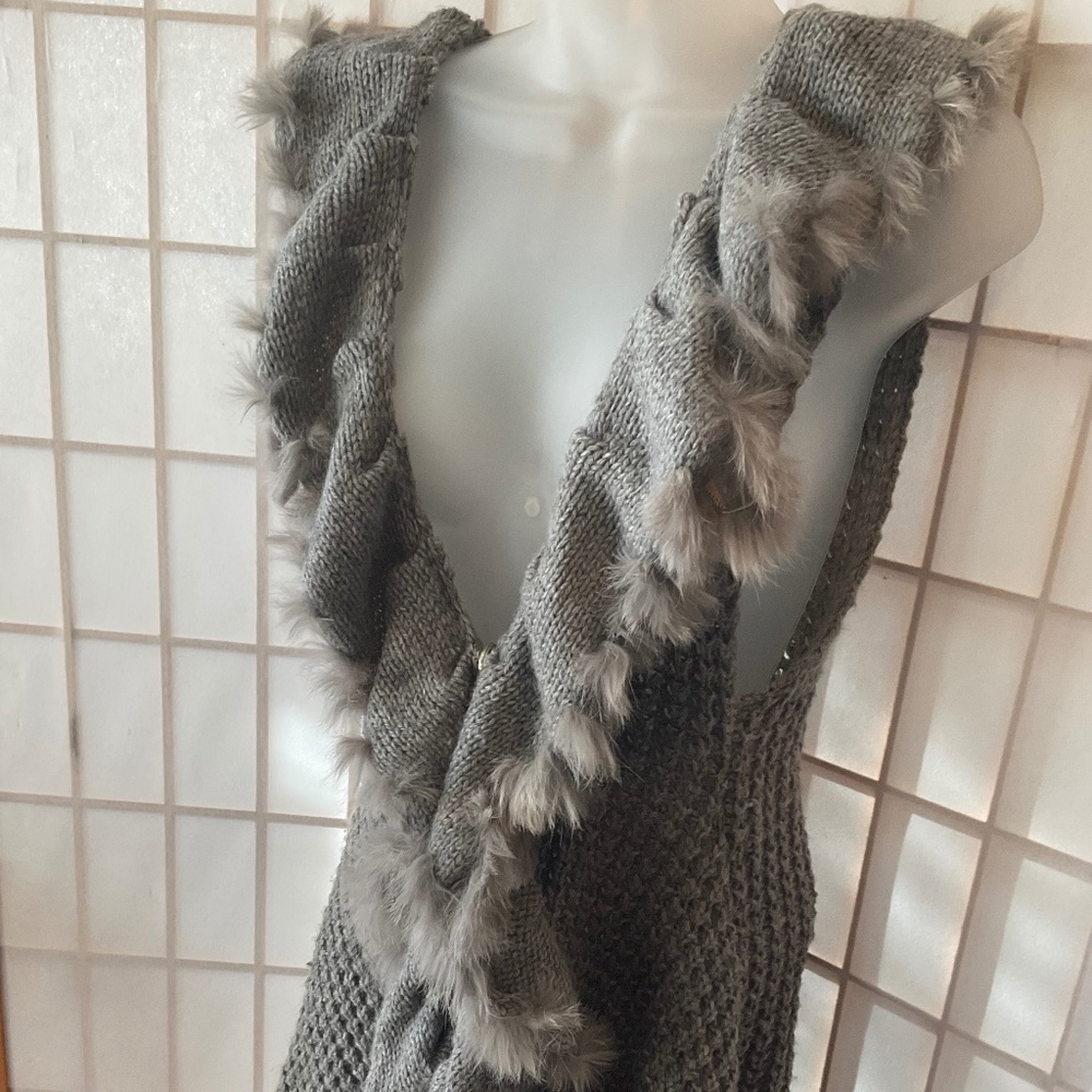 Y2K fury collar long sweater vest
